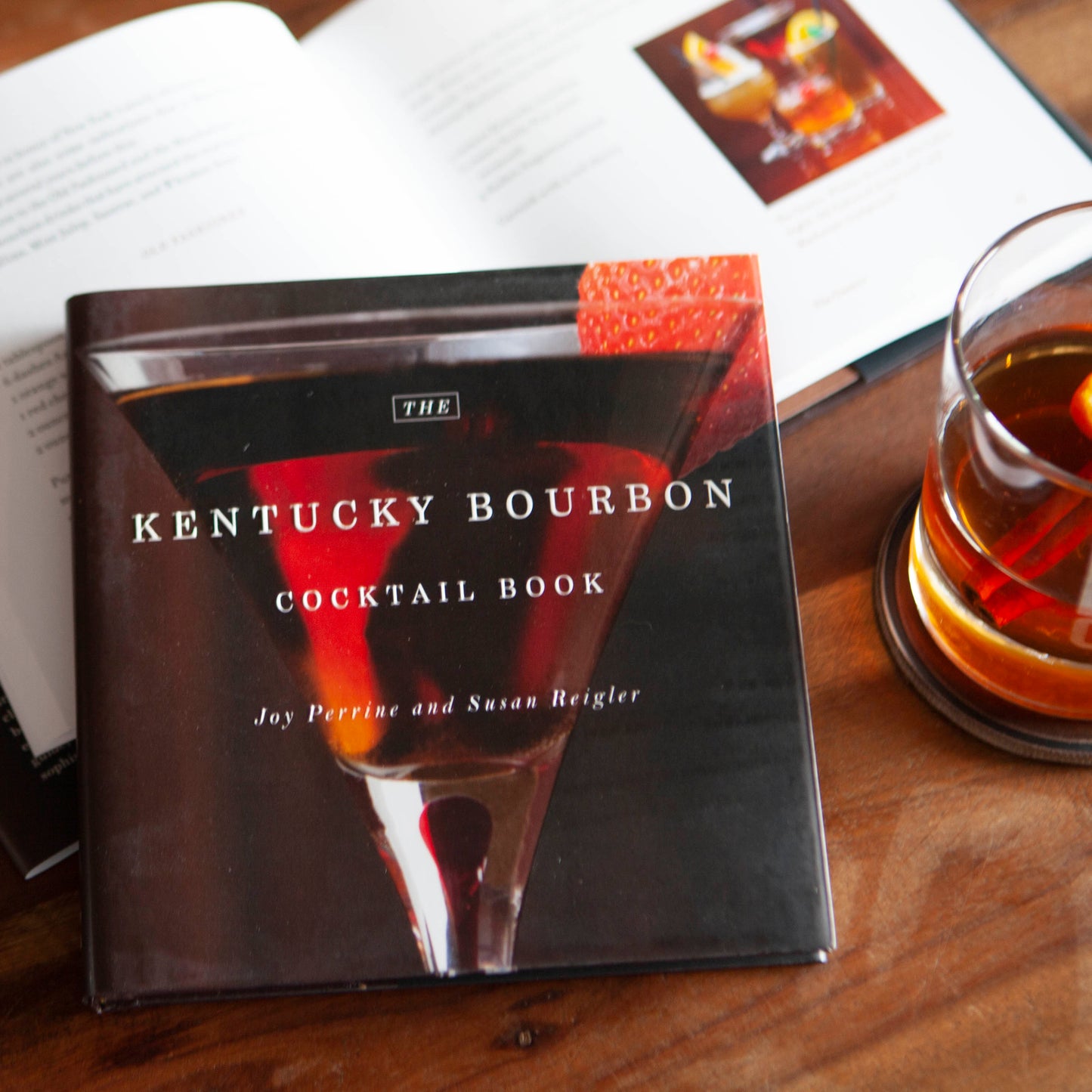 Book: "KY Bourbon Cocktail Book" Perrine, Reigler